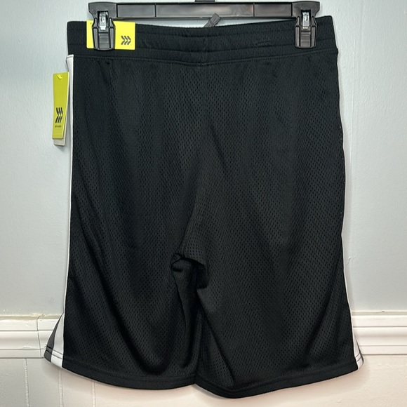All in Motion Mesh Shorts size XL 16 - Picture 2 of 4